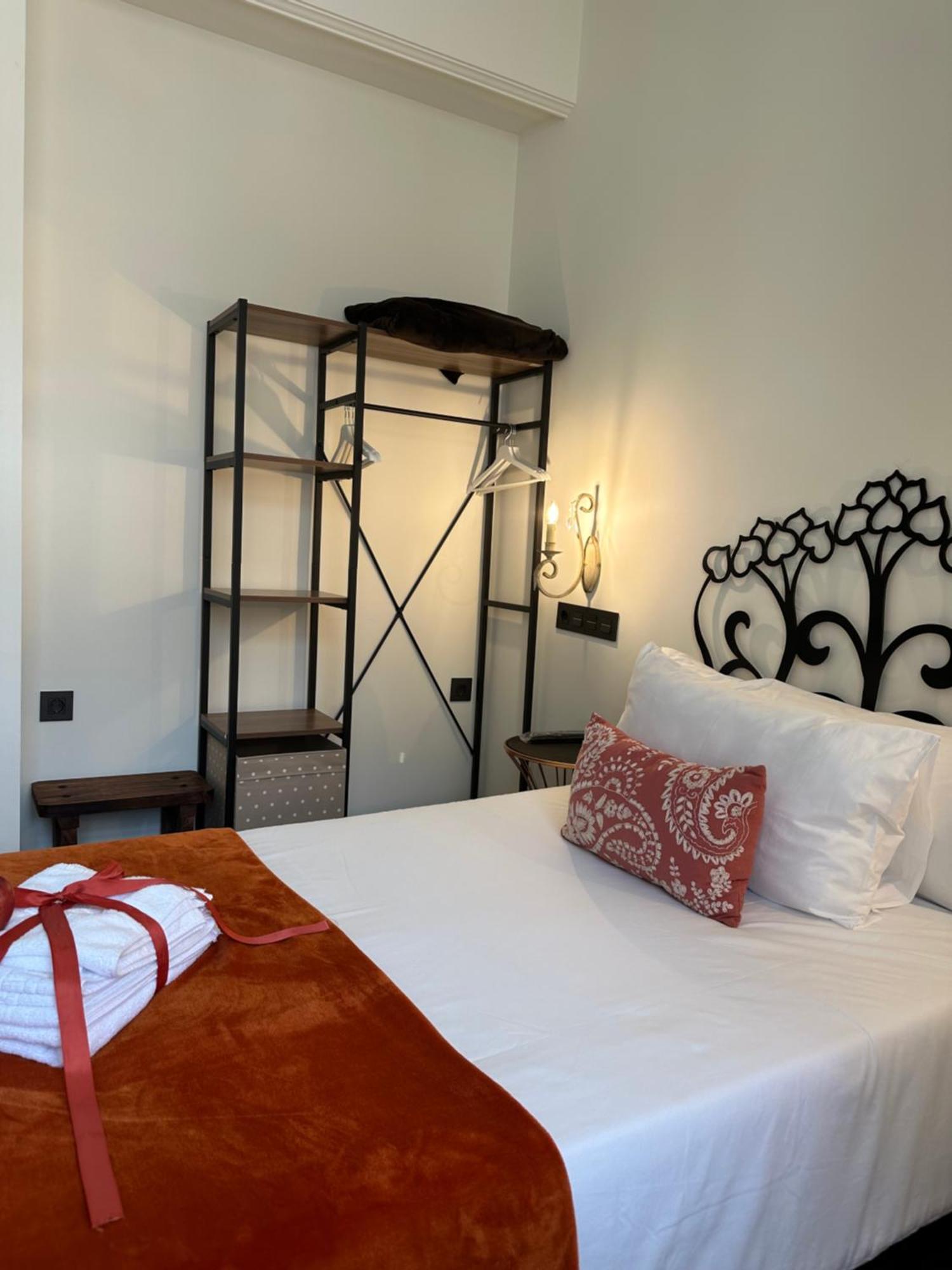 Claren'S Boutique Rooms Cangas del Narcea Kültér fotó